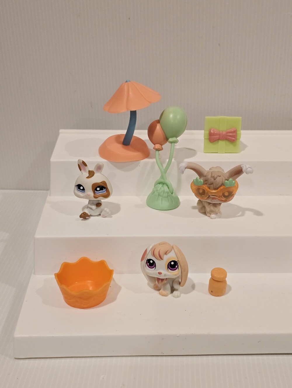 Littlest Pet Shop LPS Balloons 'n Treats Party Playset